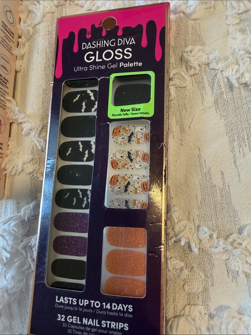 Dashing Diva Glaze Semi-Cured Gel Nail Kit in Pink and White - Picture 3 of 6